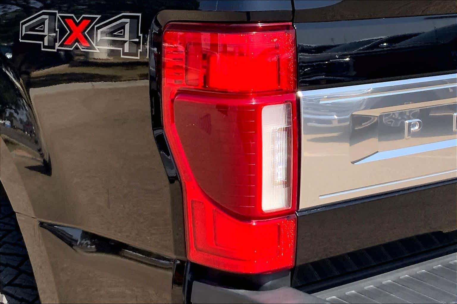 Certified 2022 Ford F250 Platinum AWD/4WD image 28