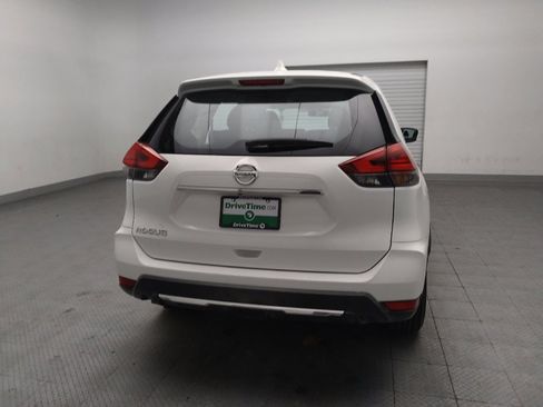 Used 2017 Nissan Rogue S FWD image 7