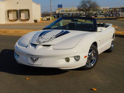 Used 2002 Pontiac Firebird image 6