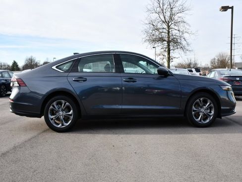 Used 2024 Honda Accord EX image 8