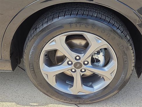 Used 2023 Ford Escape ST-Line image 7