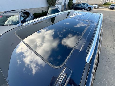 Used 2023 GMC Yukon XL Denali image 19