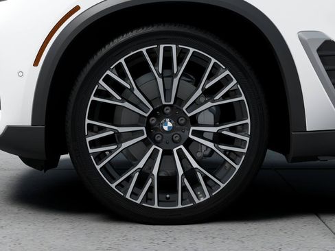 Used 2026 BMW X5 sDrive40i w/ Premium Package RWD image 7