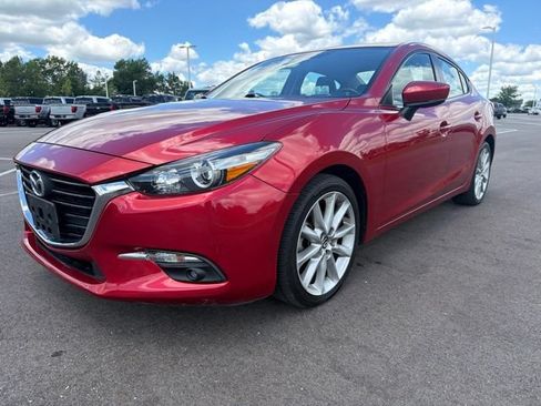 Used 2017 MAZDA MAZDA3 Grand Touring FWD image 2