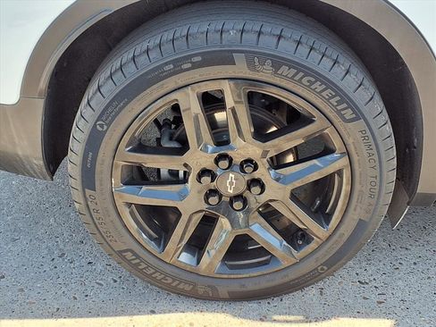 Used 2020 Chevrolet Blazer LT image 9