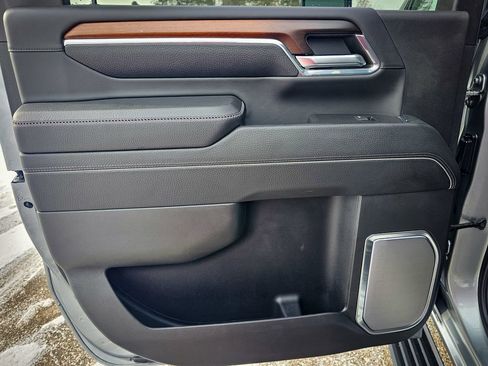 Certified 2024 GMC Sierra 2500 Denali w/ Denali Reserve Package image 36