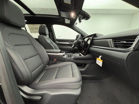 New 2026 GMC Terrain Elevation w/ Elevation Premium Package image 36