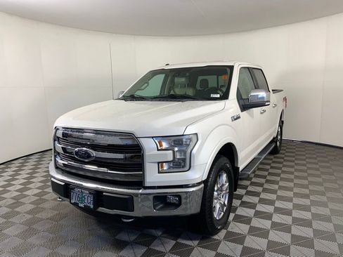 Used 2015 Ford F150 Lariat w/ Equipment Group 502A Luxury AWD/4WD image 5