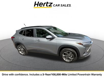 Used 2025 Chevrolet Trax LT w/ LT Convenience Package