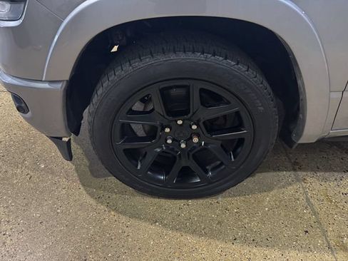 Used 2021 RAM 1500 Laramie AWD/4WD image 31