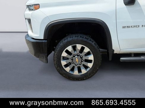 Used 2023 Chevrolet Silverado 2500 Custom w/ Custom Convenience Package AWD/4WD image 9