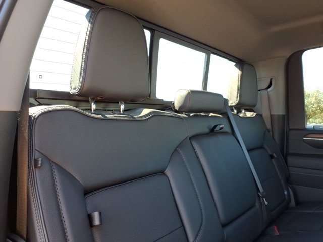 Used 2025 GMC Sierra 2500 Denali w/ Max Trailering Package AWD/4WD image 14
