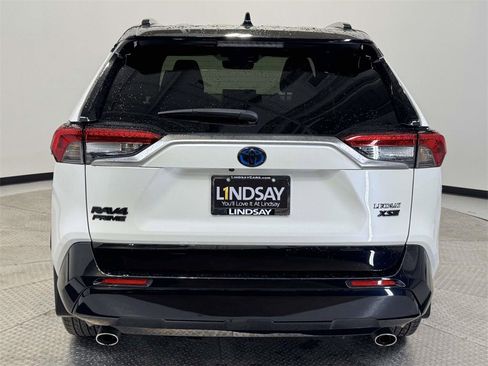 Used 2022 Toyota RAV4 XSE w/ Weather Package image 5