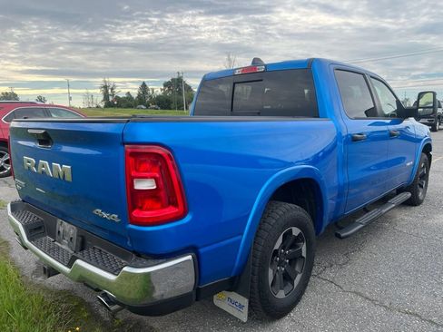 Used 2025 RAM 1500 Big Horn AWD/4WD image 3