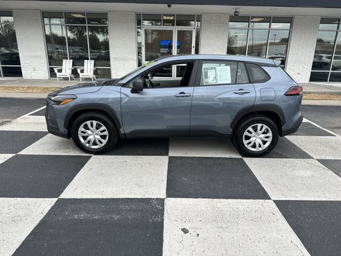 Used 2026 Toyota Corolla Cross L image 1