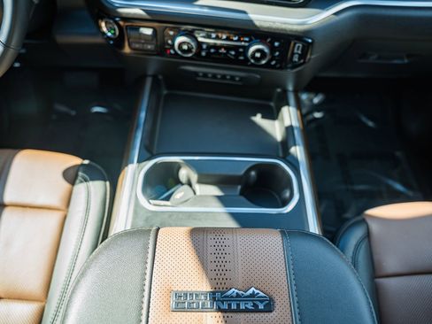 Used 2024 Chevrolet Silverado 3500 High Country w/ High Country Premium Package image 48