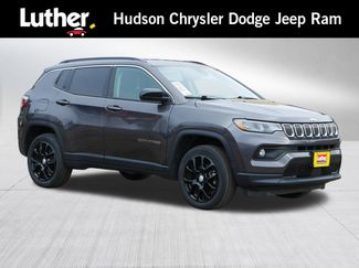 Used 2022 Jeep Compass Latitude video 1