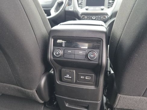 Used 2021 GMC Acadia SLE w/ Driver Convenience Package AWD/4WD image 27