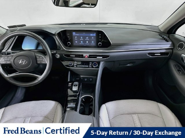 Used 2020 Hyundai Sonata SEL w/ Premium + Sunroof Package FWD image 16