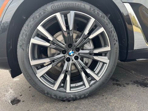 New 2026 BMW X7 xDrive40i w/ Premium Package image 10