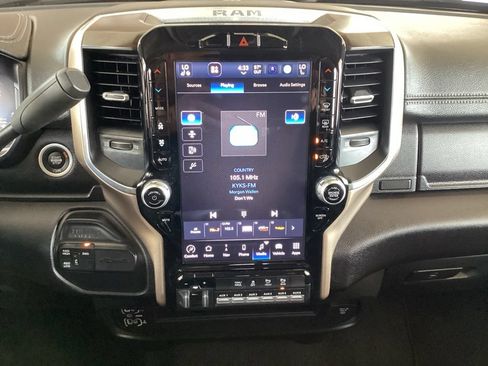 Used 2023 RAM 4500 Laramie AWD/4WD image 58