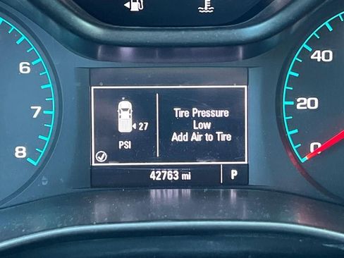 Used 2022 GMC Canyon Elevation Standard w/ Convenience Package image 11