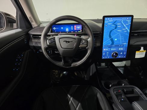 New 2025 Ford Mustang Mach-E Select image 21
