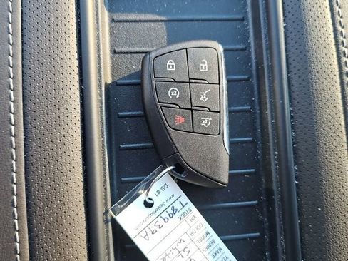 Used 2024 GMC Yukon SLT image 26