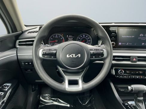 Used 2023 Kia K5 LXS FWD image 13