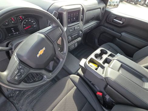 Used 2025 Chevrolet Silverado 1500 W/T image 13