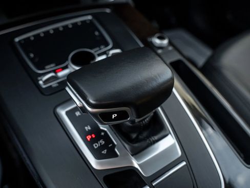 Used 2018 Audi Q5 2.0T Premium Plus image 32