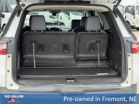 Used 2020 Chevrolet Traverse LT w/ LT Premium Package image 5