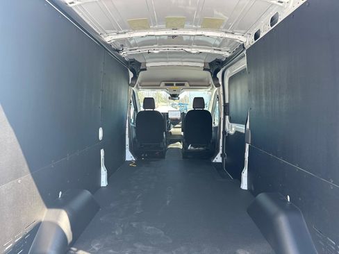 New 2026 Ford Transit 250 148 Medium Roof w/ Load Area Protection Package image 12
