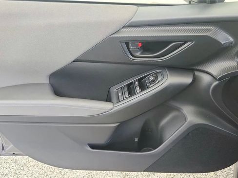 Used 2025 Subaru Crosstrek 2.0i Premium AWD/4WD image 33