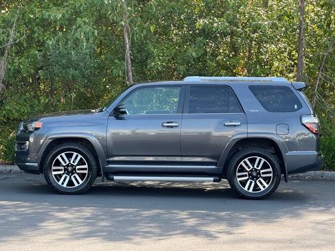 Used 2019 Toyota 4Runner Limited AWD/4WD image 3