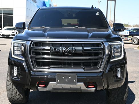 Used 2021 GMC Yukon AT4 w/ AT4 Premium Package image 5