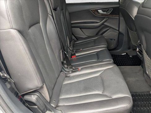 Used 2018 Audi Q7 3.0T Prestige w/ Prestige Package image 22
