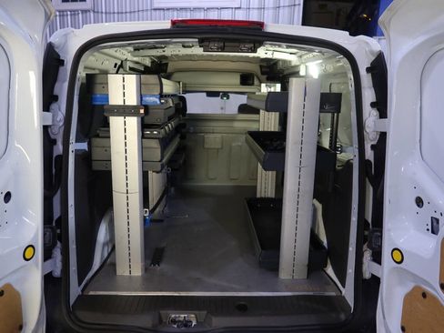 Used 2022 Ford Transit Connect XL image 17