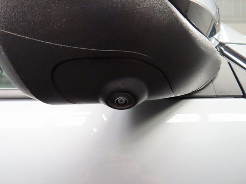 Used 2024 Chevrolet Traverse RS w/ LPO, Floor Liner Package image 54