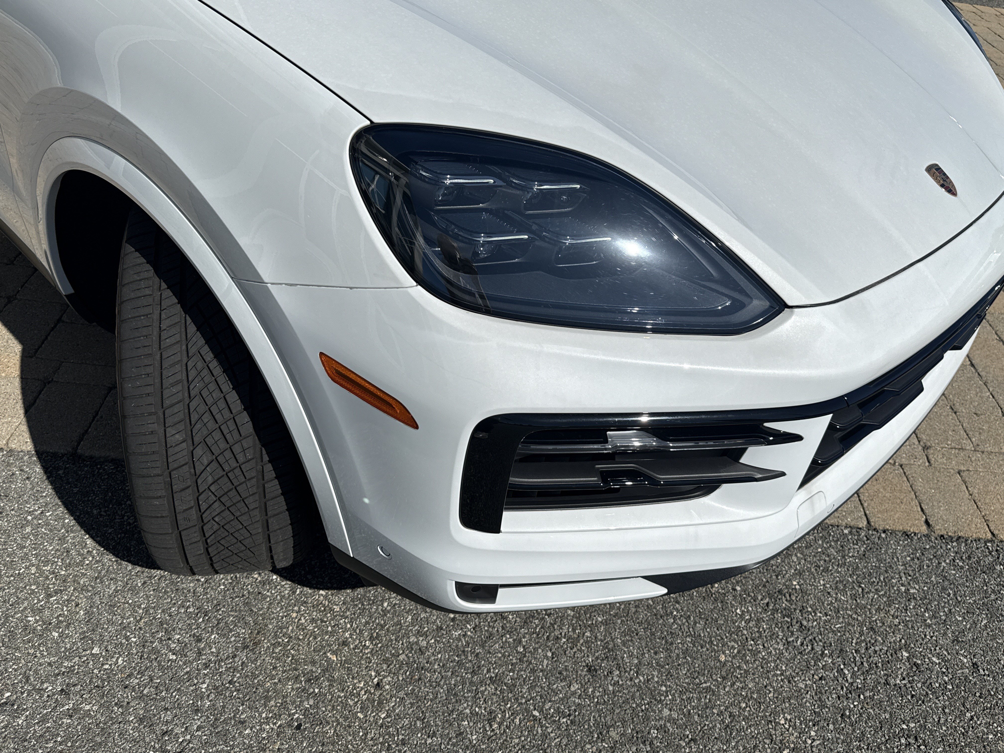 Used 2025 Porsche Cayenne S AWD/4WD image 34