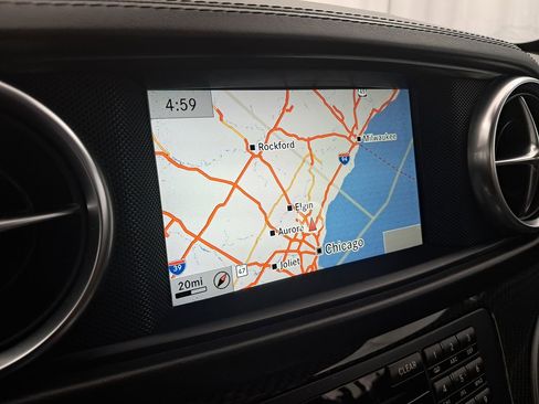 Used 2016 Mercedes-Benz SL 550 AMG Pkg image 32
