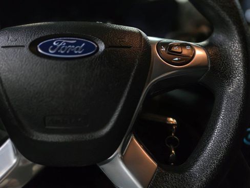 Used 2020 Ford Transit Connect XLT image 18