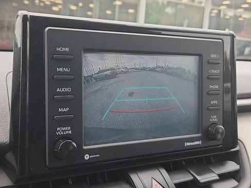 Used 2021 Toyota RAV4 XLE FWD image 12