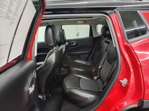 Used 2021 Jeep Compass Latitude w/ Sun and Sound Group AWD/4WD image 25