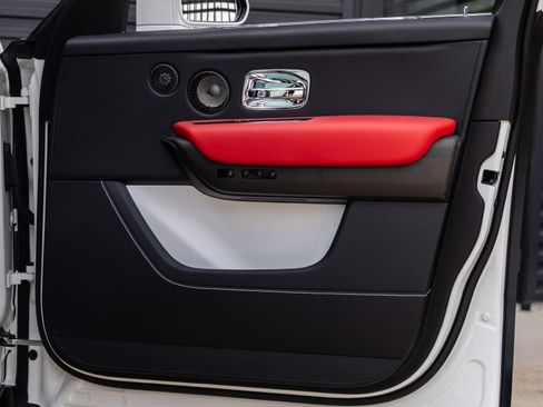 New 2026 Rolls-Royce Cullinan AWD/4WD image 52