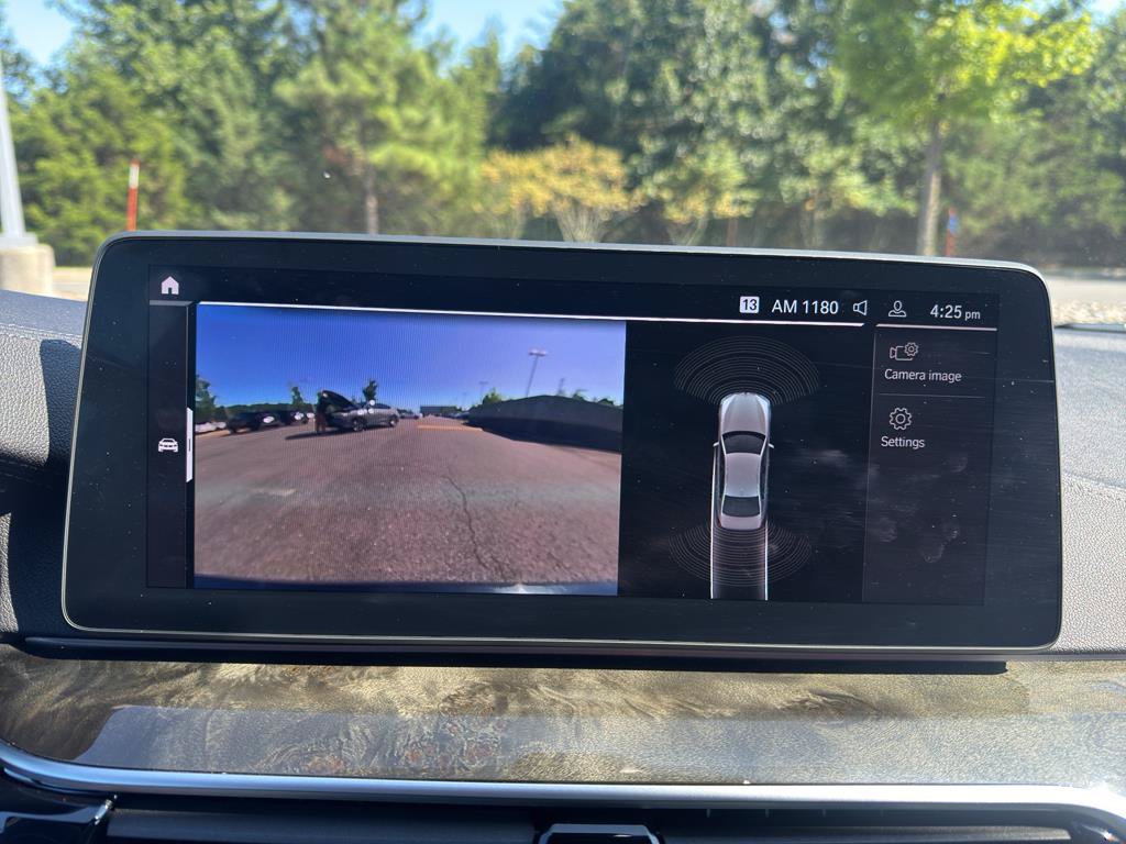 Used 2022 BMW 530i xDrive w/ Premium Package AWD/4WD image 18