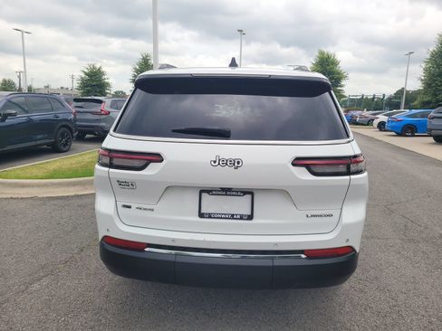Used 2022 Jeep Grand Cherokee L Laredo w/ Luxury Tech Group I AWD/4WD image 4