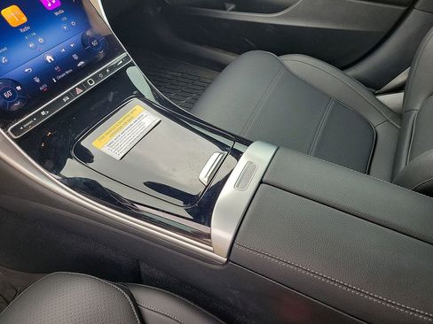 New 2025 Mercedes-Benz C 300 Sedan image 22