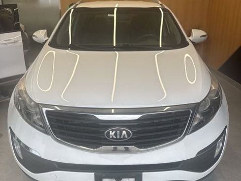 Used 2013 Kia Sportage EX image 2