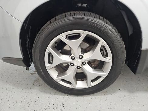 Used 2016 Subaru Forester 2.5i Touring w/ Eyesight & Navigation System AWD/4WD image 9